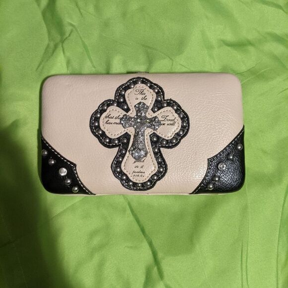 tan cross wallet - Picture 4 of 7